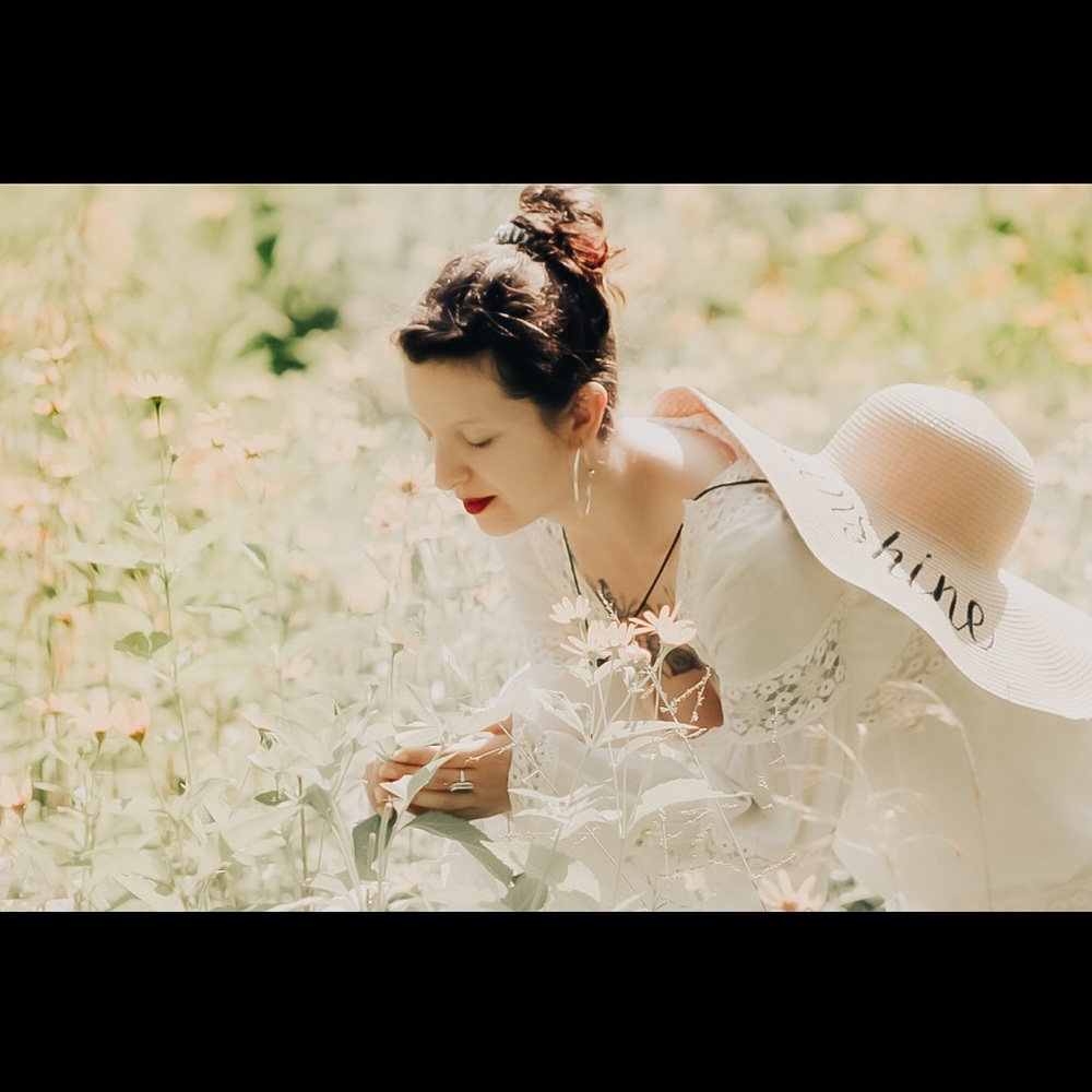 Meet your Posher, Ana